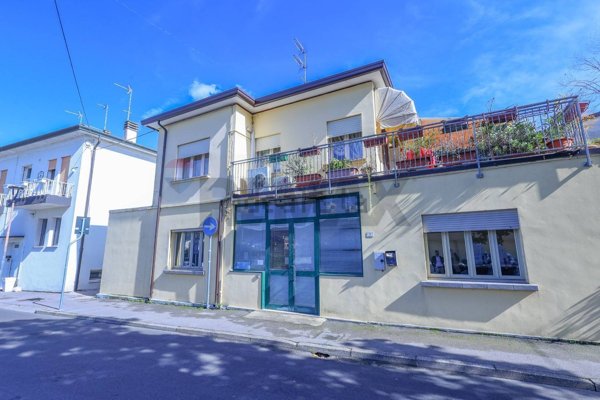 ufficio in vendita a Battaglia Terme