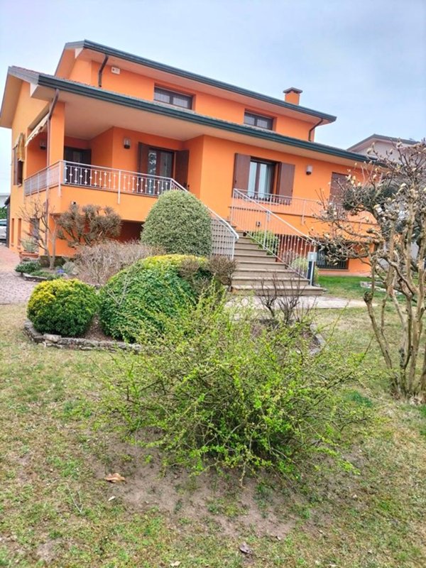 casa indipendente in vendita a Boara Pisani