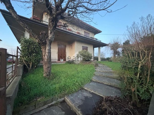 casa indipendente in vendita a Boara Pisani