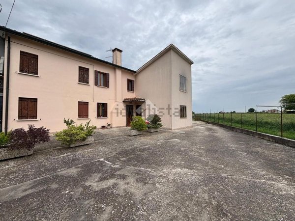 casa semindipendente in vendita a Boara Pisani