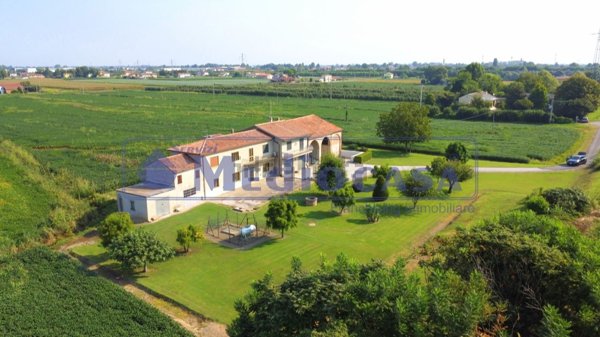 casa indipendente in vendita a Boara Pisani