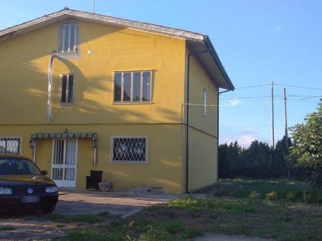 casa indipendente in vendita a Boara Pisani