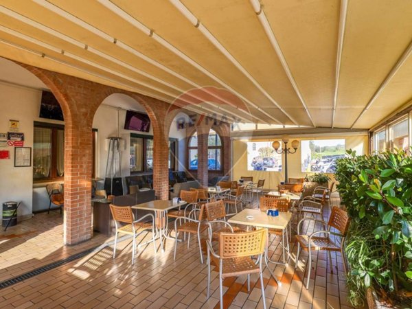 negozio in vendita a Boara Pisani