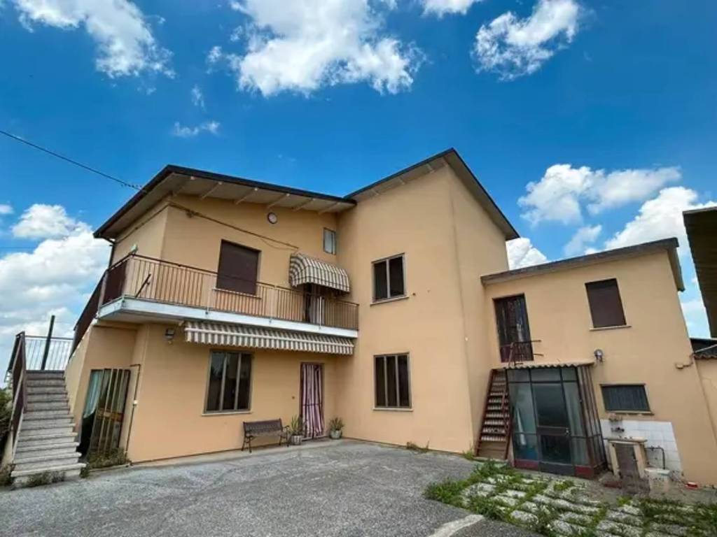 casa indipendente in vendita a Boara Pisani