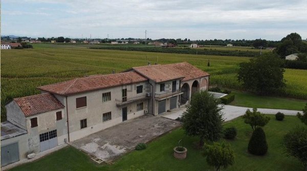 casa indipendente in vendita a Boara Pisani