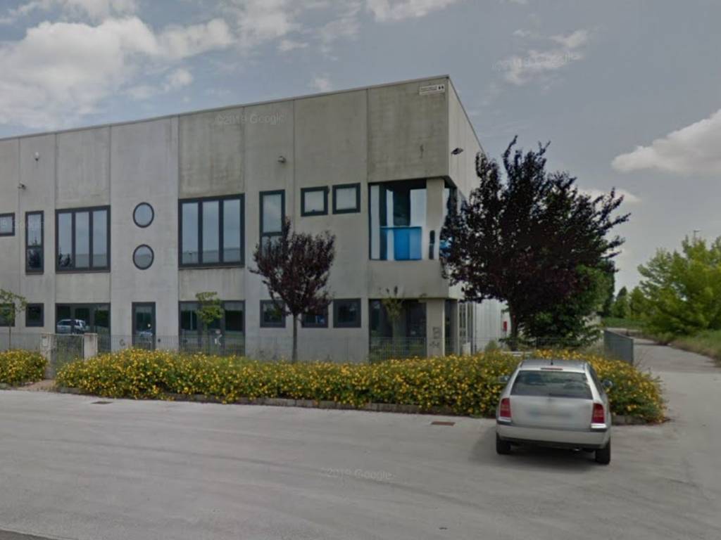 capannone in vendita a Boara Pisani