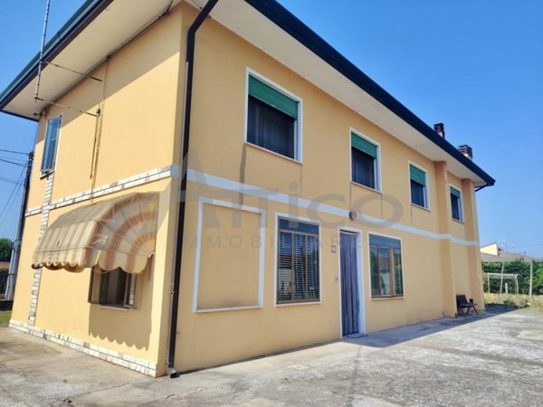 casa indipendente in vendita a Boara Pisani