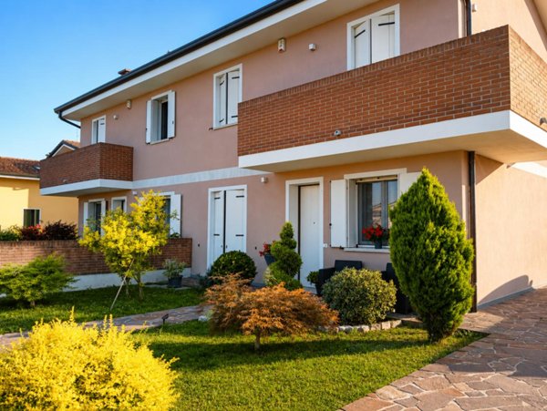 casa indipendente in vendita a Boara Pisani