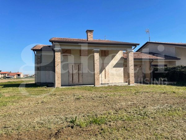 casa indipendente in vendita a Bovolenta in zona Brusadure