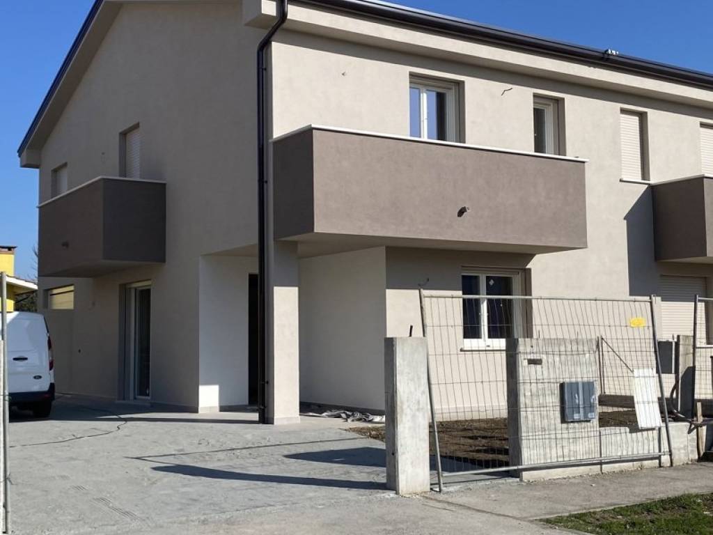 casa indipendente in vendita a Bovolenta