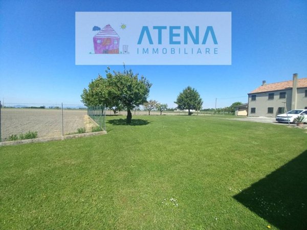 casa indipendente in vendita a Bovolenta in zona Fossaragna