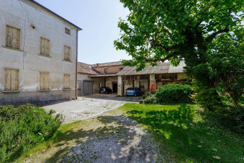 intera palazzina in vendita a Bovolenta