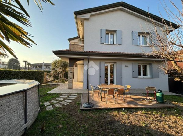 casa indipendente in vendita a Brugine