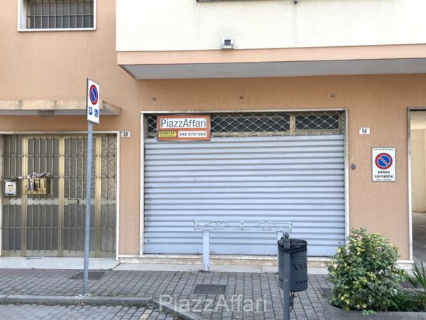 negozio in vendita a Brugine