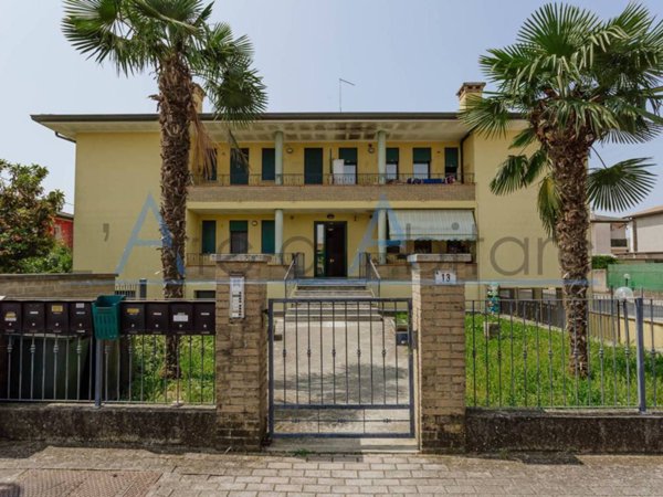 appartamento in vendita a Brugine in zona Campagnola