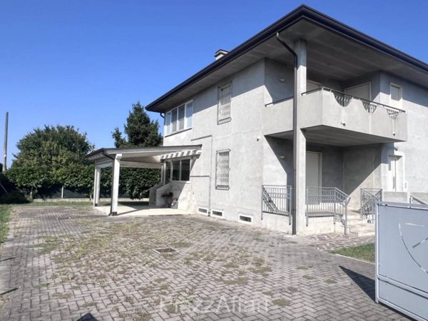 casa semindipendente in vendita a Brugine in zona Campagnola