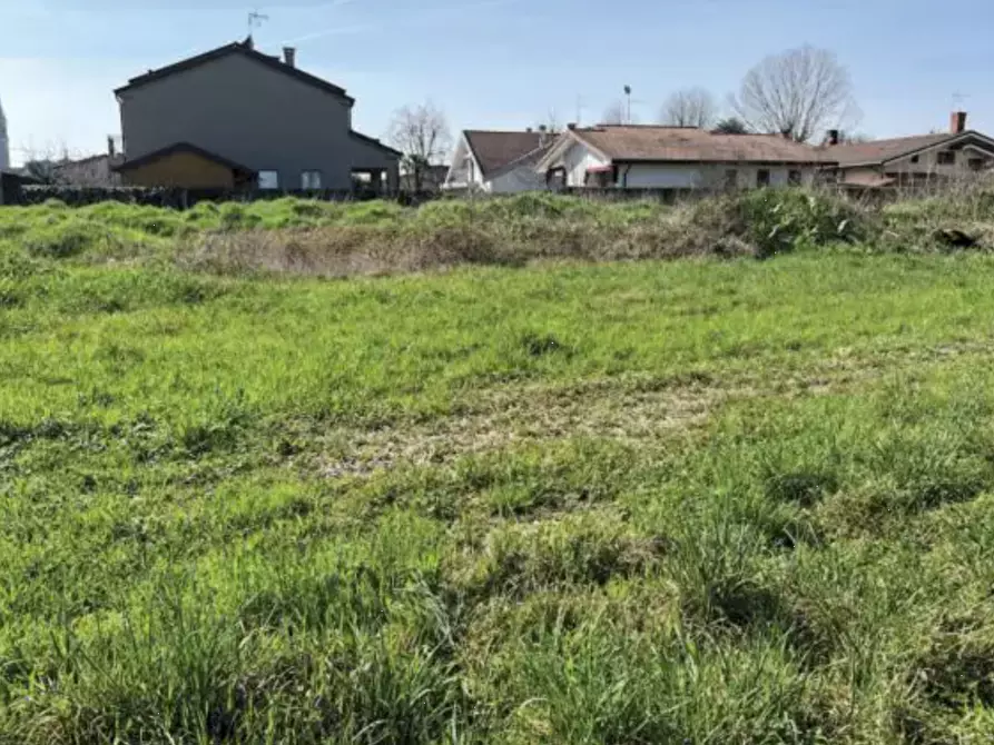 terreno edificabile in vendita a Brugine