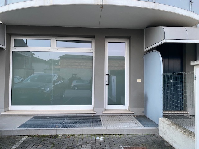 ufficio in vendita a Brugine in zona Campagnola
