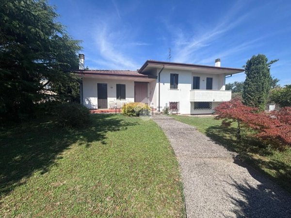 casa indipendente in vendita a Brugine in zona Campagnola