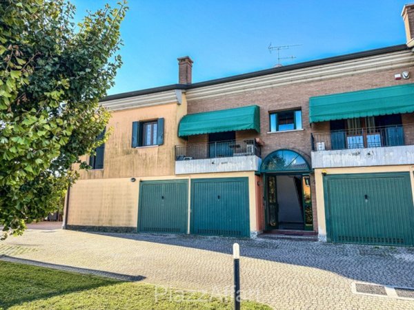 appartamento in vendita a Brugine in zona Campagnola