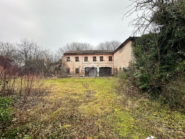 quadrivano in vendita a Cadoneghe