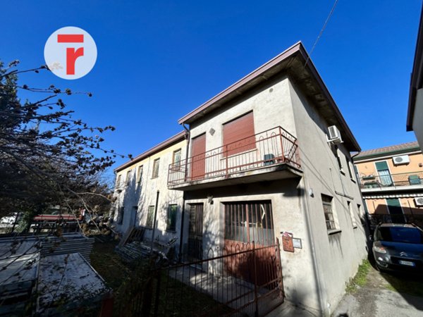 casa indipendente in vendita a Cadoneghe in zona Mejaniga