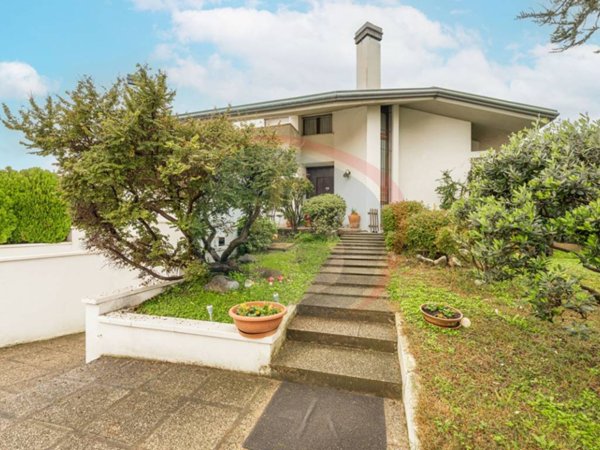 casa indipendente in vendita a Cadoneghe in zona Bragni