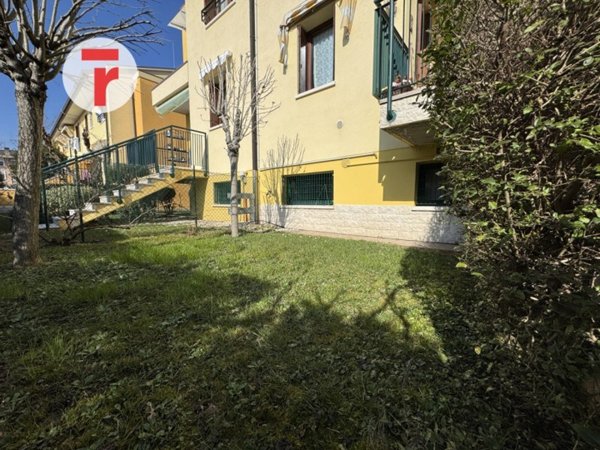 casa indipendente in vendita a Cadoneghe in zona Bragni