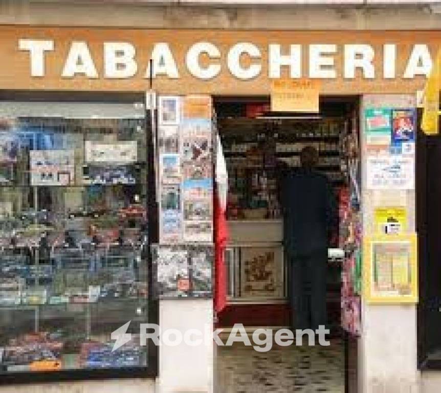 negozio in vendita a Cadoneghe in zona Bragni