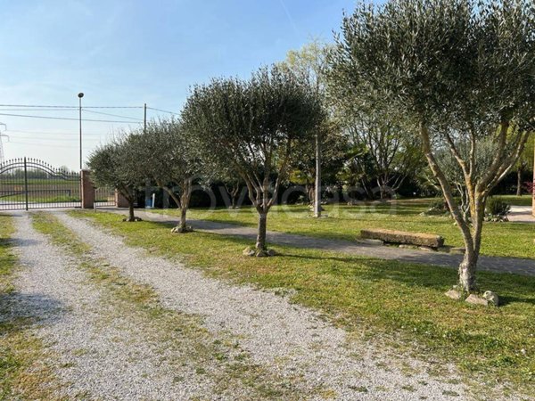 casa indipendente in vendita a Cadoneghe in zona Bagnoli