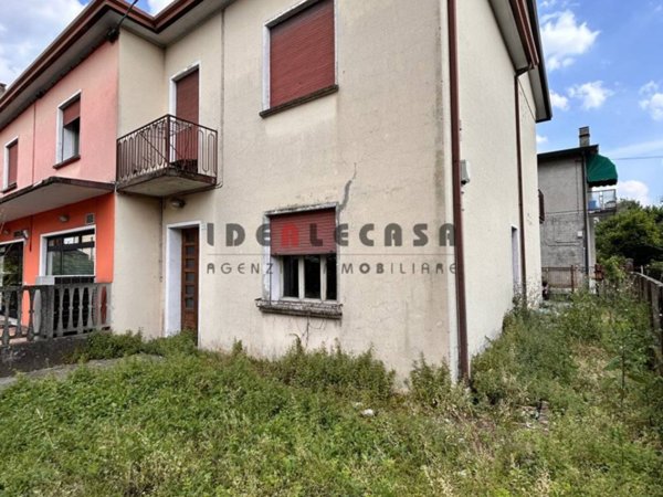 casa indipendente in vendita a Cadoneghe in zona Mejaniga