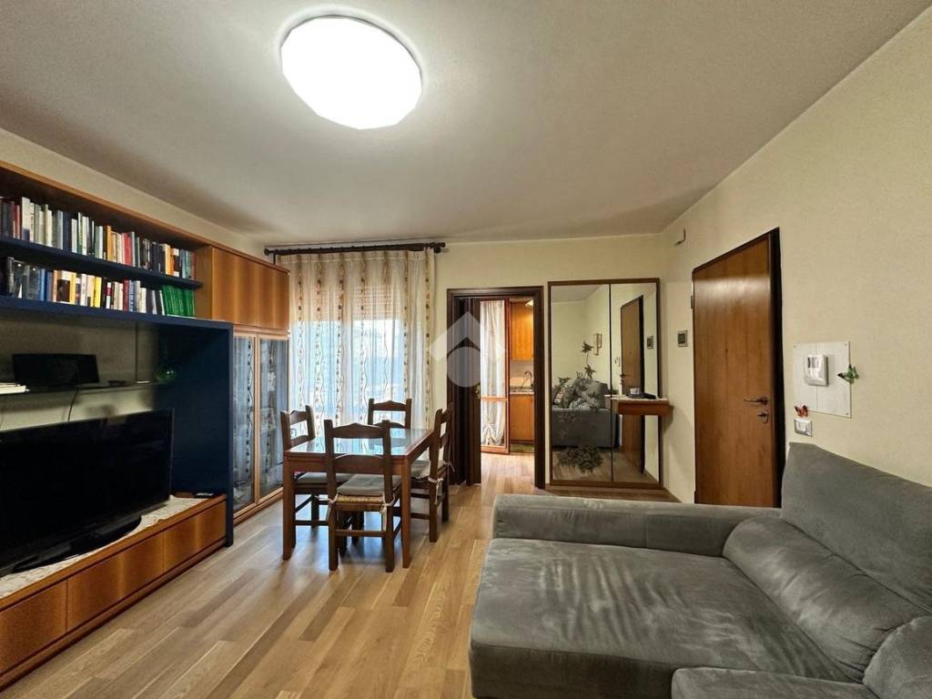 appartamento in vendita a Cadoneghe in zona Mejaniga