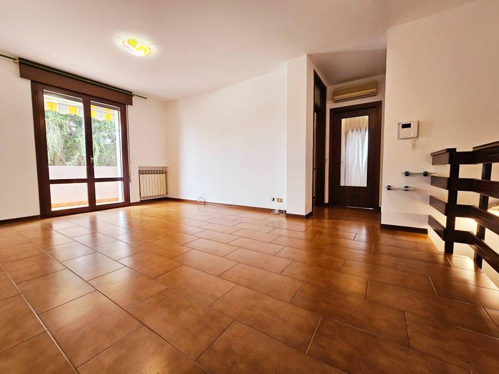 appartamento in vendita a Cadoneghe in zona Mejaniga