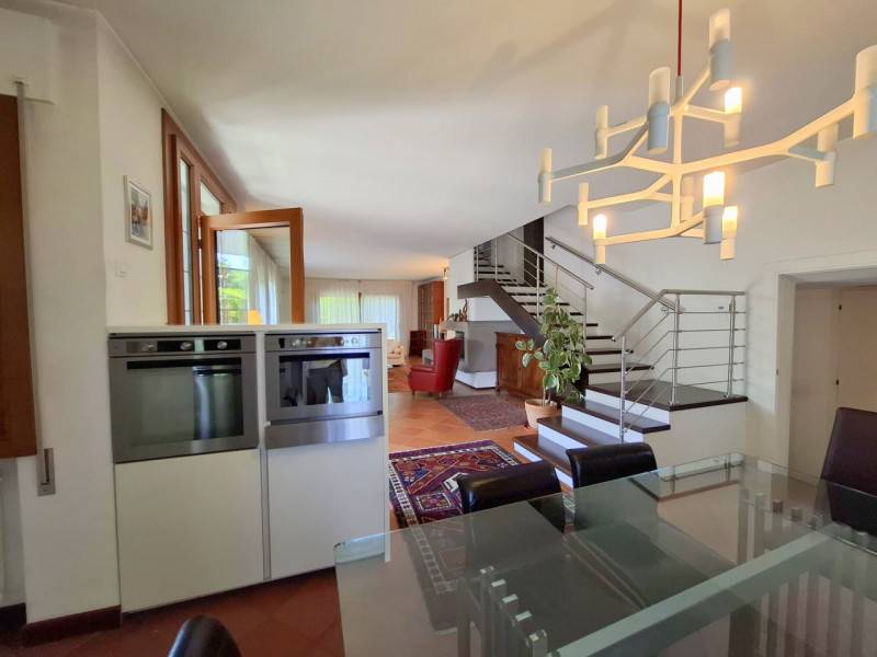 casa indipendente in vendita a Cadoneghe in zona Bragni