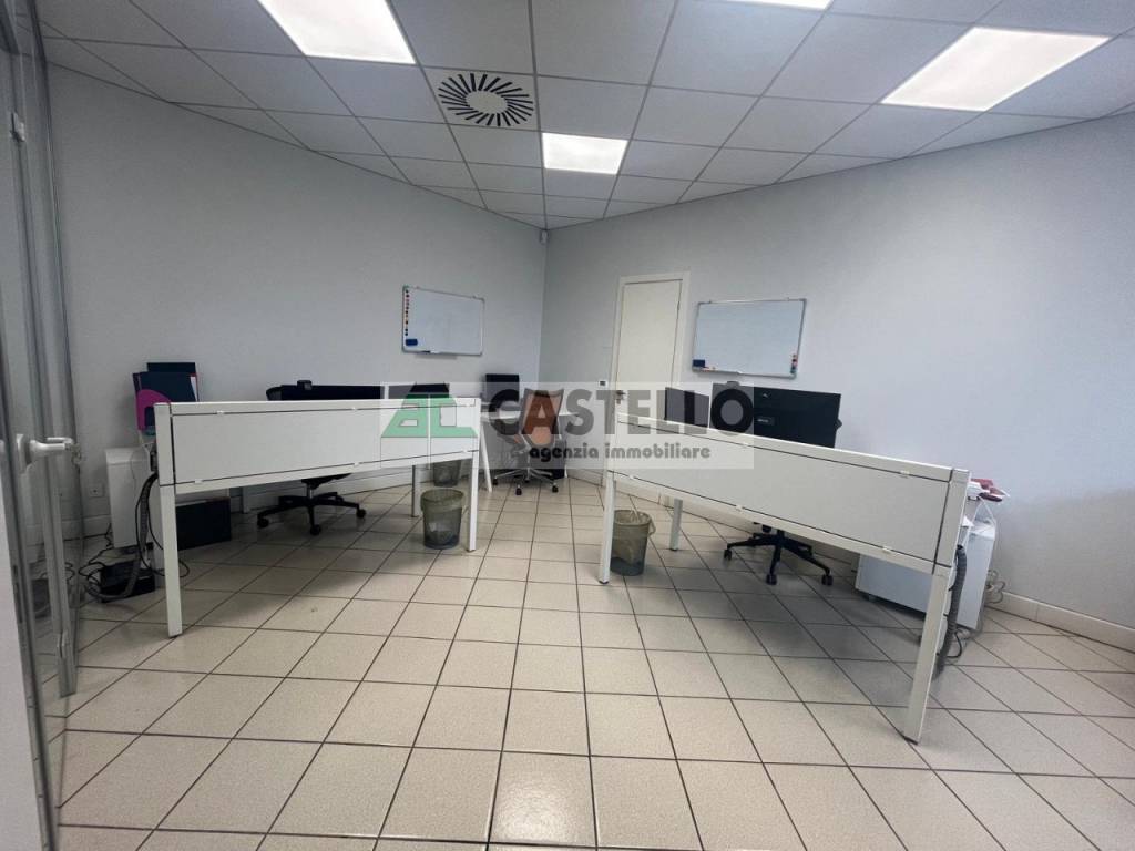 negozio in vendita a Cadoneghe in zona Mejaniga