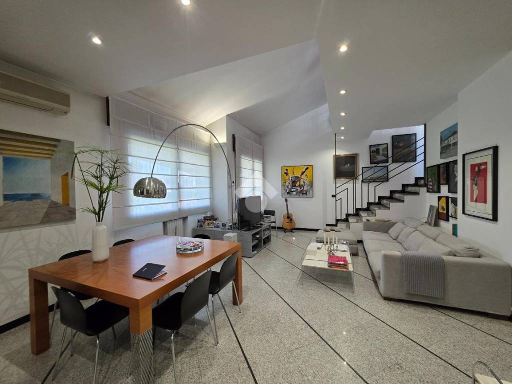 casa indipendente in vendita a Cadoneghe in zona Bragni