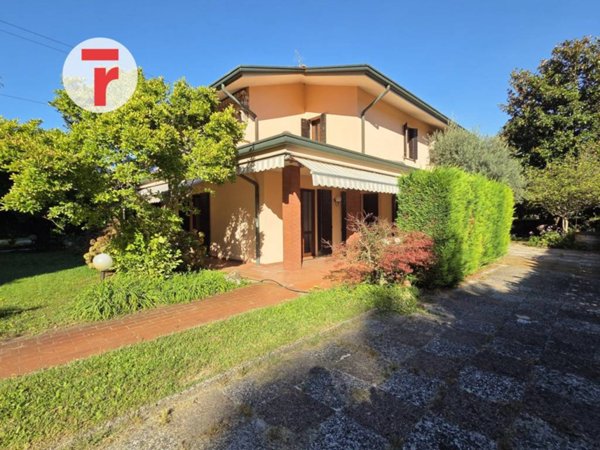 casa indipendente in vendita a Cadoneghe in zona Mejaniga