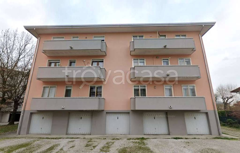 appartamento in vendita a Cadoneghe in zona Bragni
