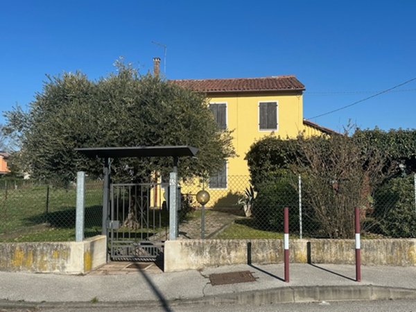 casa indipendente in vendita a Cadoneghe in zona Bragni