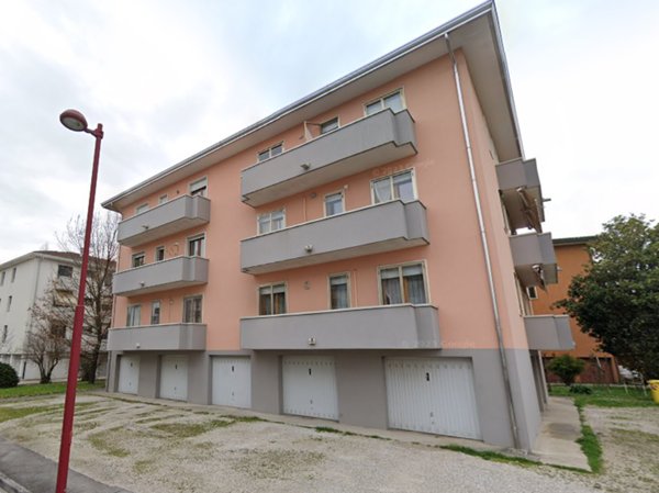 appartamento in vendita a Cadoneghe in zona Bragni