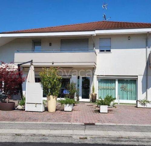 negozio in vendita a Cadoneghe