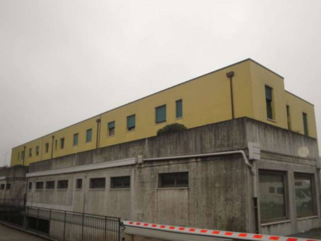 negozio in vendita a Cadoneghe