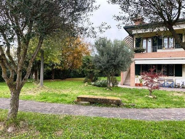 casa indipendente in vendita a Cadoneghe
