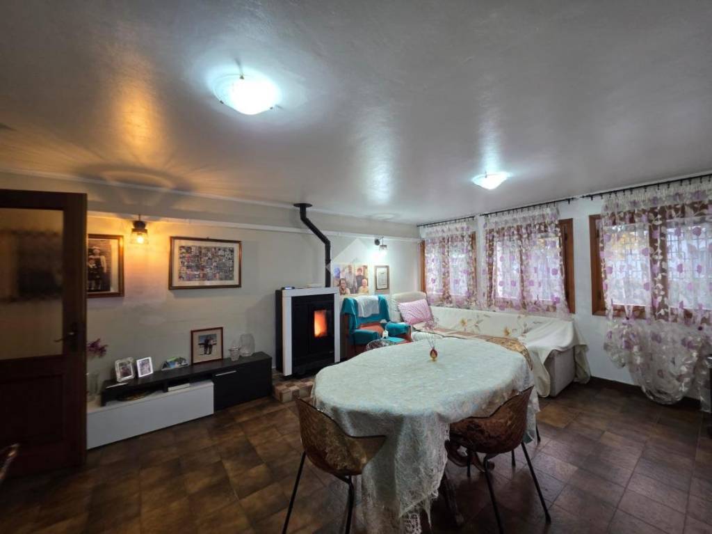 casa indipendente in vendita a Cadoneghe in zona Bragni