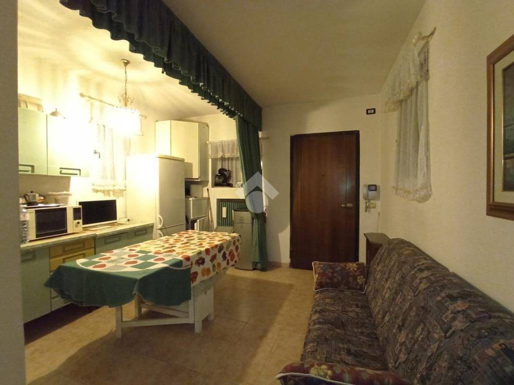 appartamento in vendita a Cadoneghe in zona Mejaniga