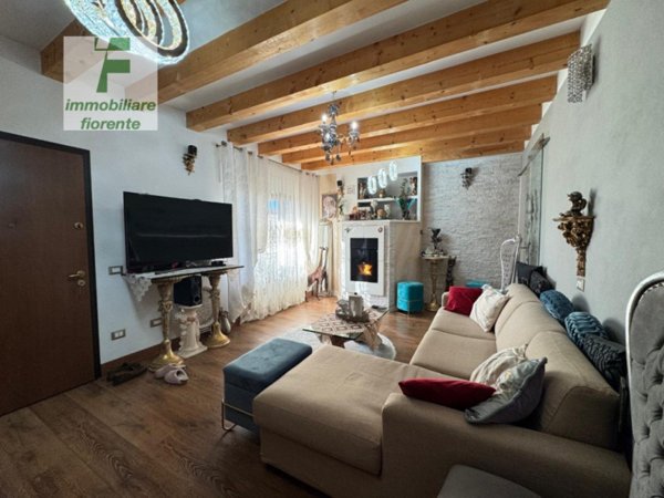 casa semindipendente in vendita a Cadoneghe in zona Bragni