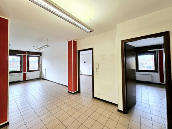 ufficio in vendita a Cadoneghe in zona Mejaniga