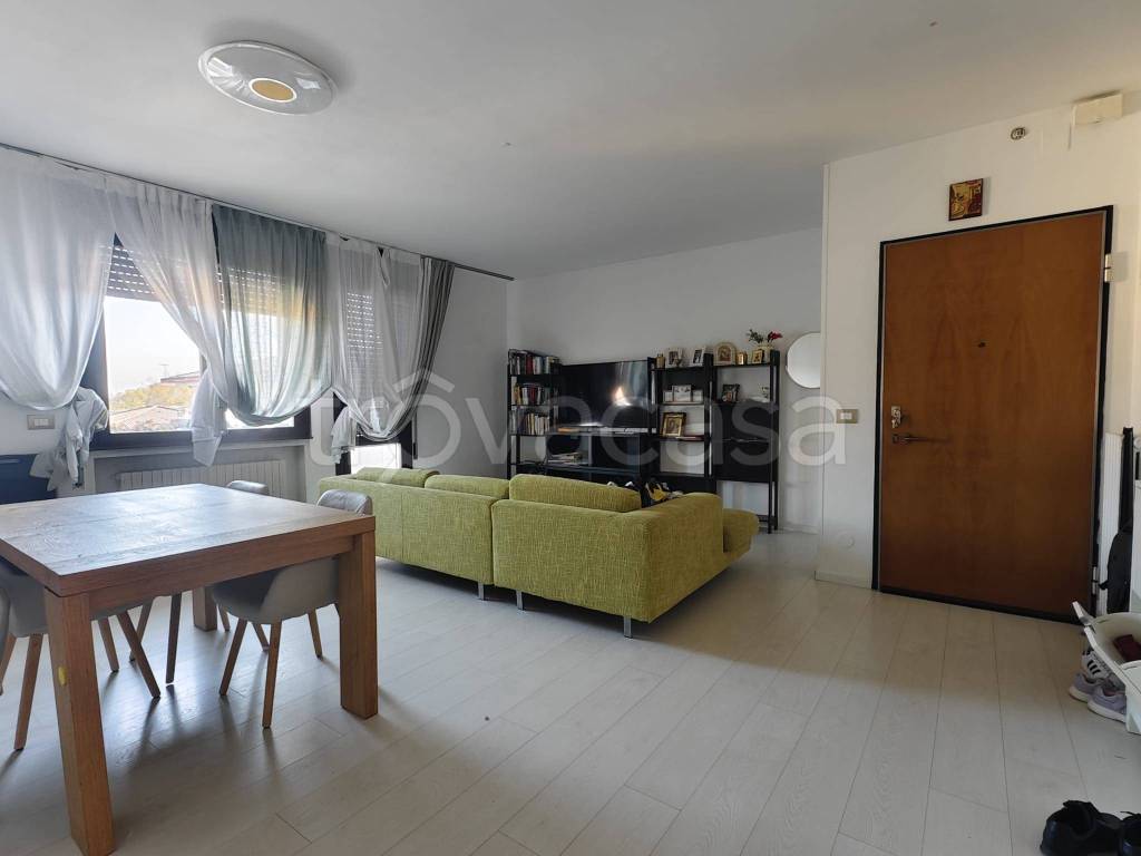 appartamento in vendita a Cadoneghe in zona Mejaniga