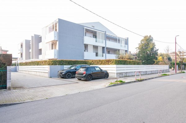 appartamento in vendita a Cadoneghe in zona Bragni