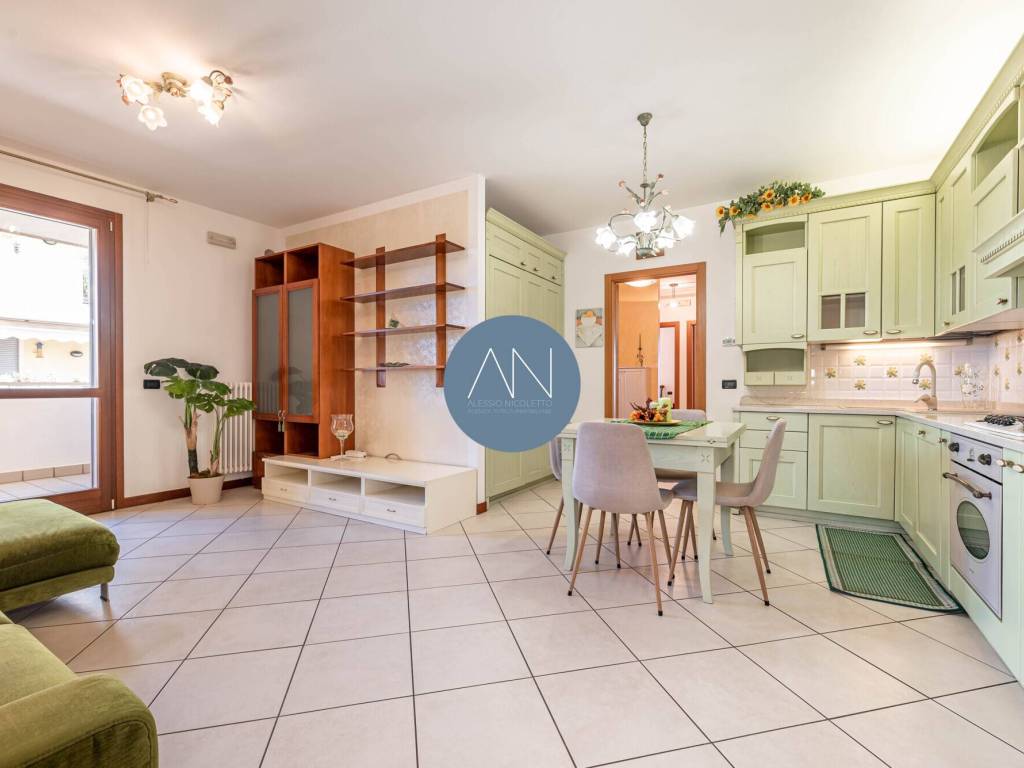 appartamento in vendita a Cadoneghe in zona Mejaniga